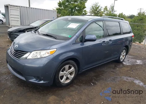 2014 Toyota Sienna Le V6 8 Passenger from USA, damaged, VIN 5TDKK3DC7ES499585